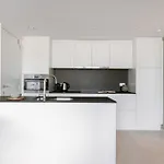 Huswell - Experience Coastal Luxury At Apartament *