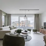 Huswell - Experience Coastal Luxury At Ostenda