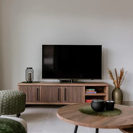 Huswell - Experience Coastal Luxury At Ostende