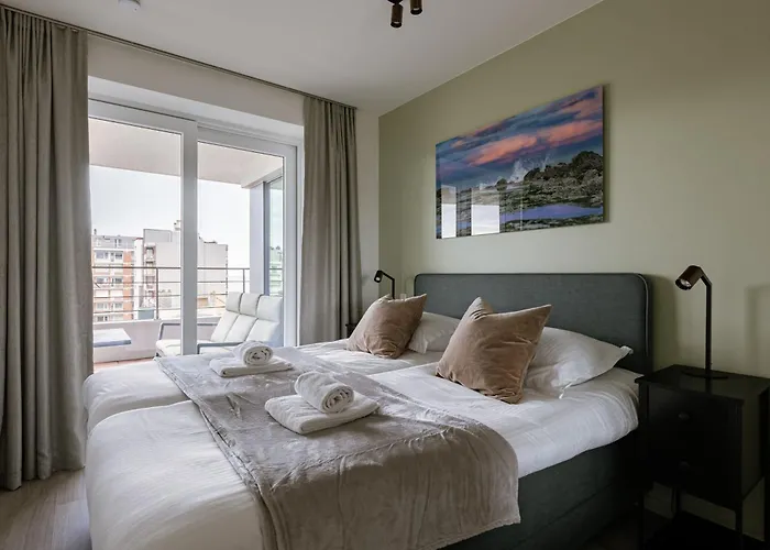 Huswell - Experience Coastal Luxury At Apartment Ostend