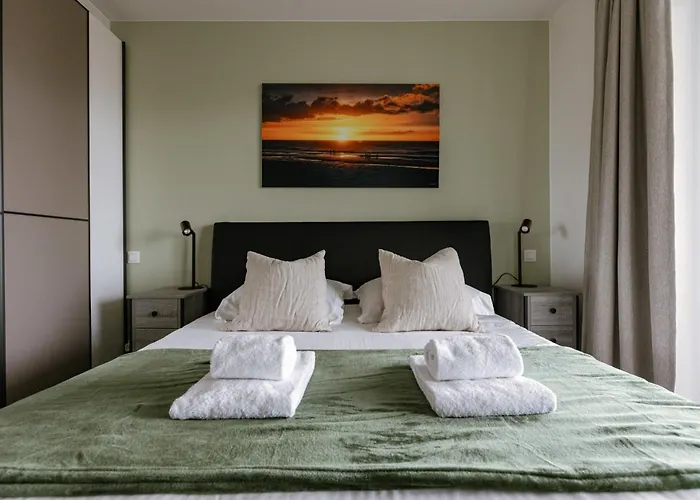 Huswell - Experience Coastal Luxury At Ostend